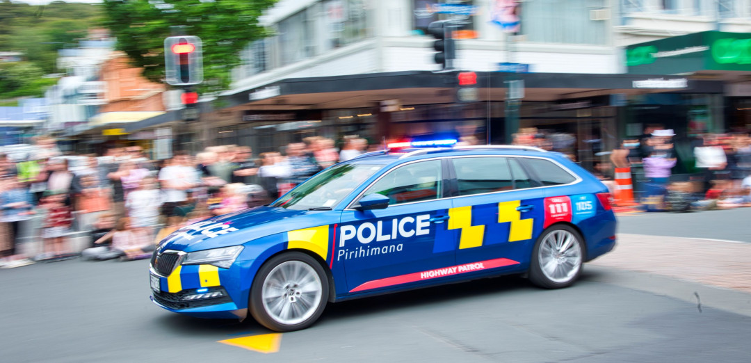 6 E6010